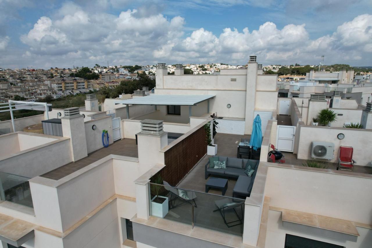 Luxurious Flat & Private Rooftop In Villamartin Orihuela Costa Dehesa de Campoamor  Exterior photo